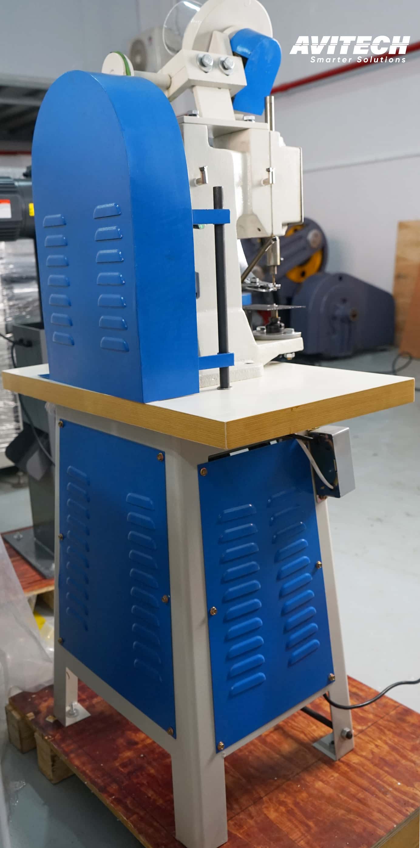 M&Aacute;Y Đ&Oacute;NG KHOEN 1 ĐẦU AVITECH AV80E